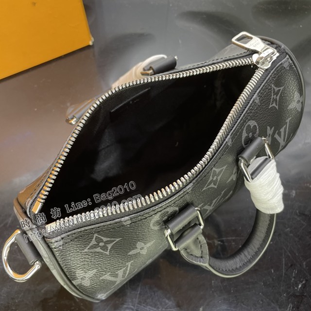 Lv路易威登2023專櫃新款手提男包 LV黑色花Keepall旅行袋 M45947 ydh5008